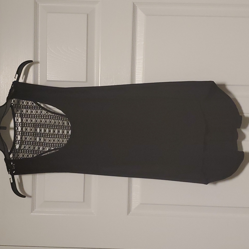 Black flowy tank top